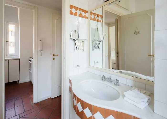 Casa Mandes Spanish Steps Apartamento *